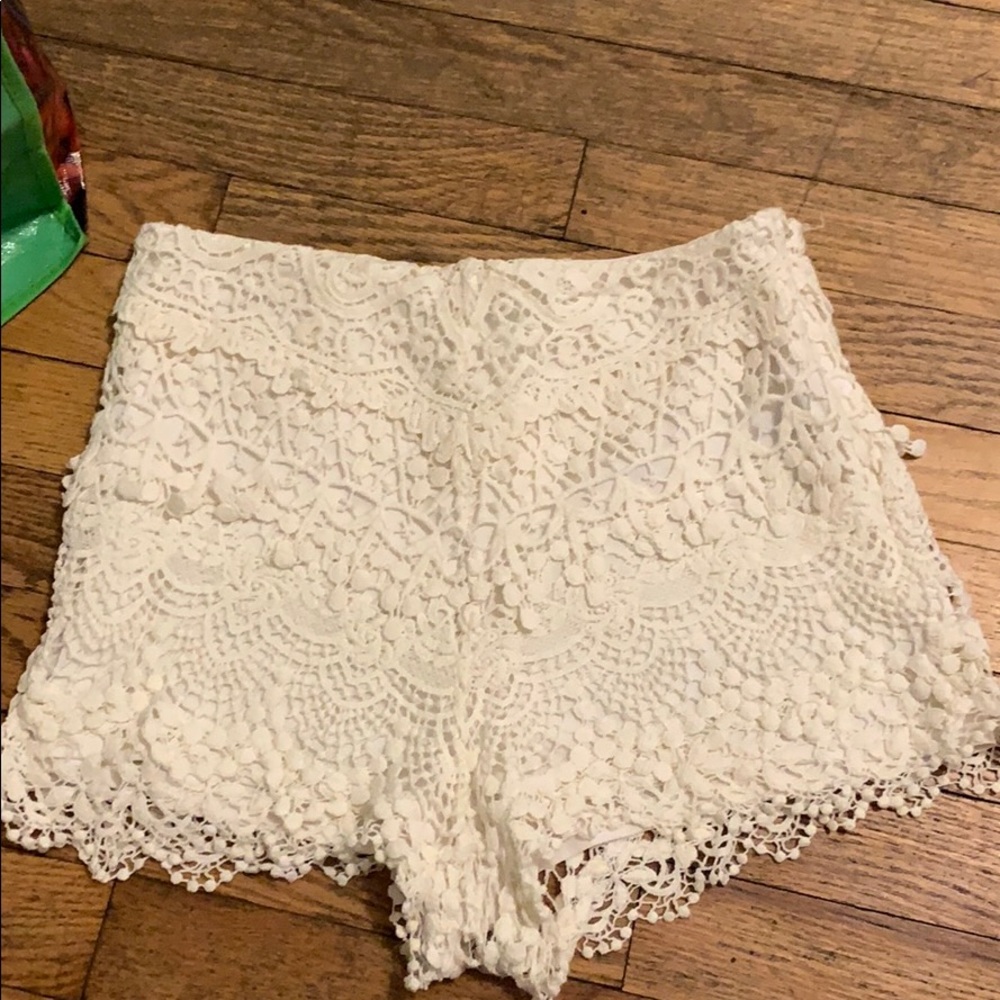 Cream high waisted crochet shorts